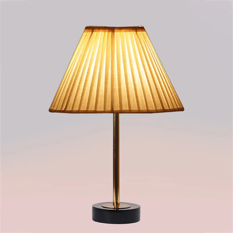 Pleatra Rodin Wooden Table Lamp - OffWhite,Gold,Black media 5