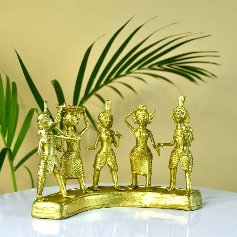 Folk Gather Showpiece