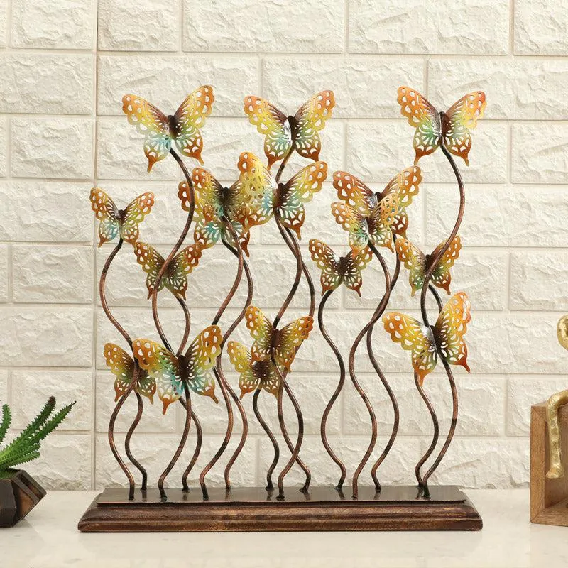 Peregine Titli Showpiece media 1