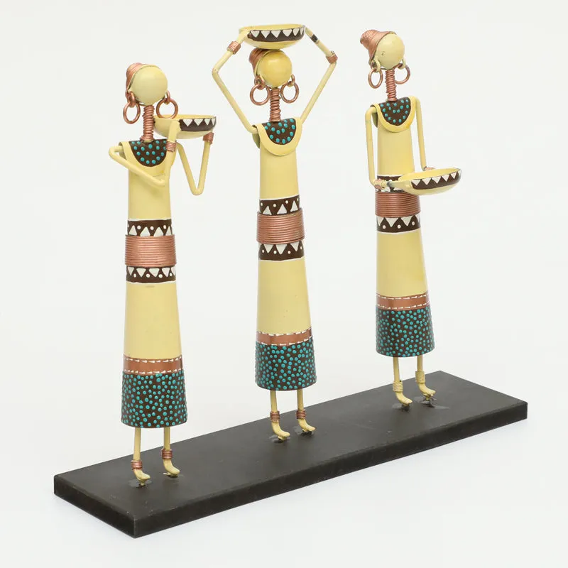 Trio of Traditions Showpiece media 4