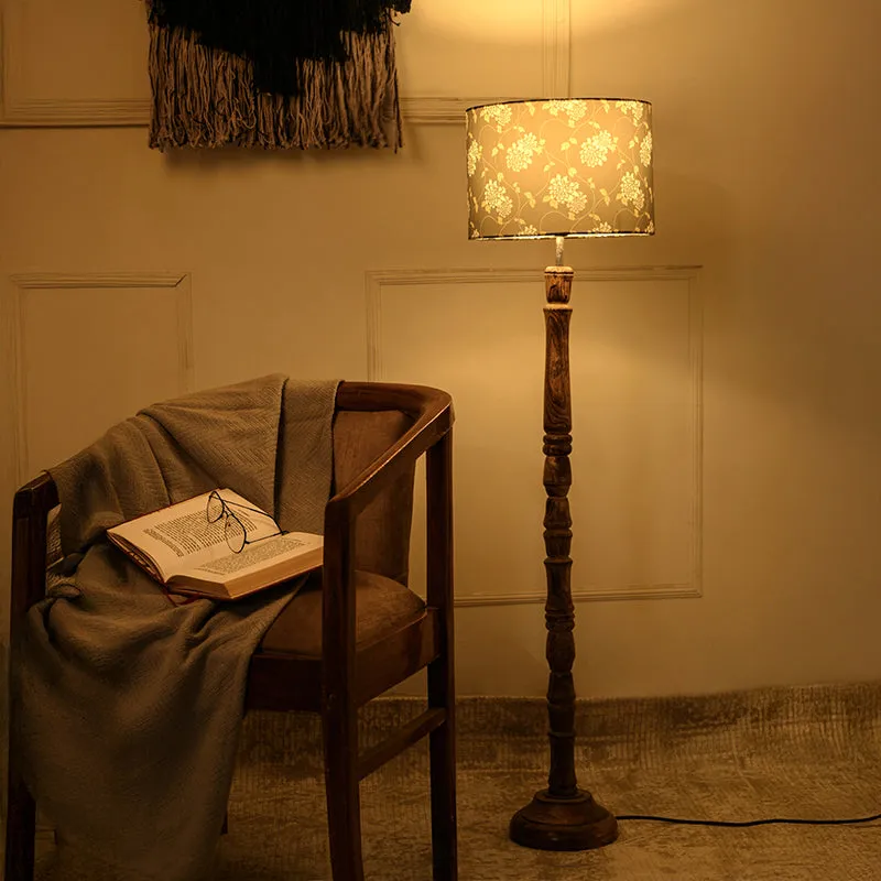 Etcho Grey Floor Lamp media 1