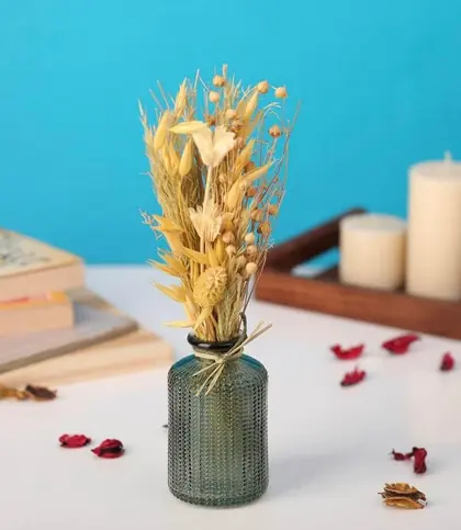 Glass · Dried Flowers & Leaves