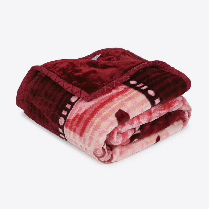 Monte Carlo Crimson Dreamscape Blanket (Maroon,Pink) - 852 GSM media 5