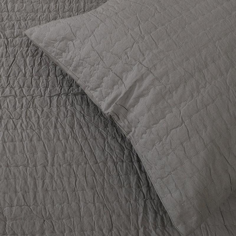 Trine Solid Cotton Quilt - 250 GSM media 3