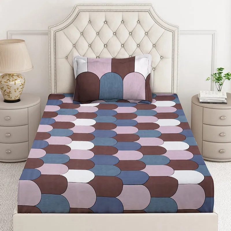 Scales & Rows Geometric Bedsheet - 130 GSM media 3