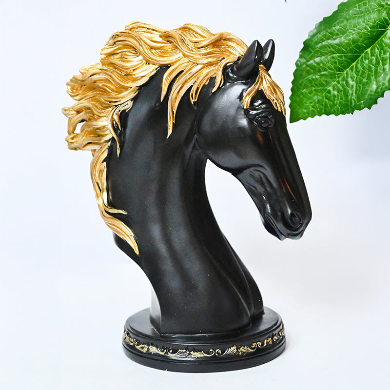 Foiled Mane Showpiece - Black media 6