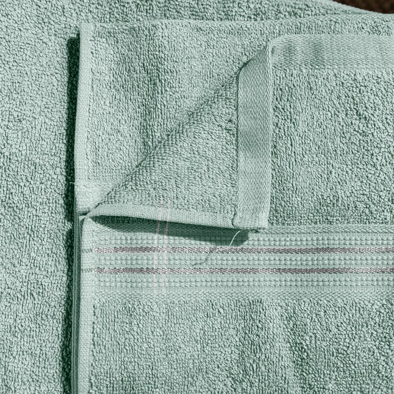 Micro Cotton LuxeDry Solid Bath Towel - Sea Blue media 6