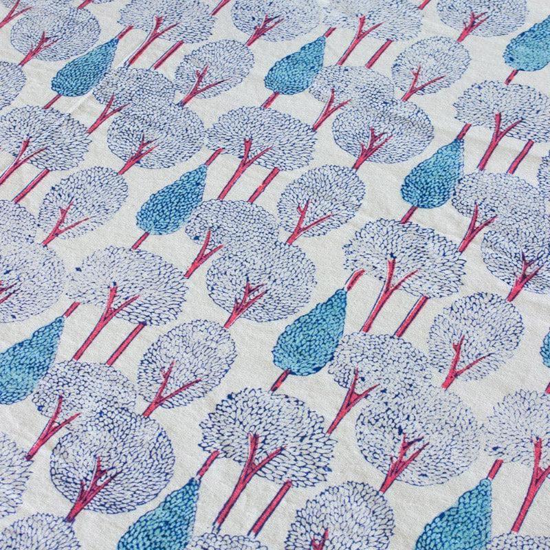 Topiary Garden Table Cover - Six Seater media 5