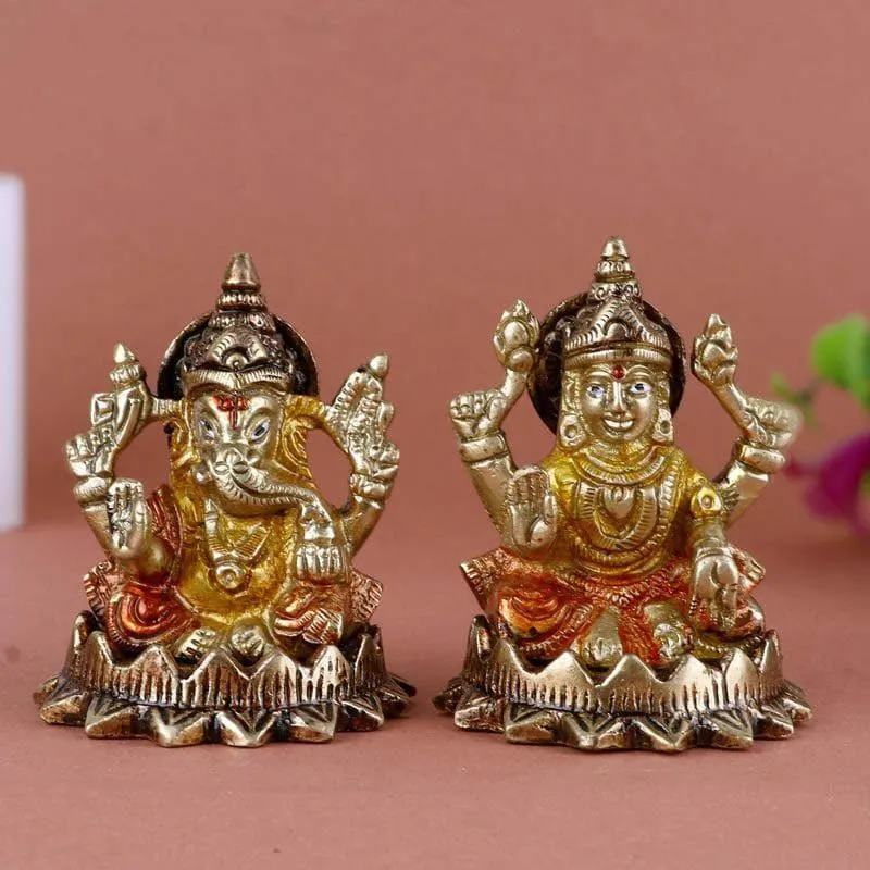 Devotional Lakshmi Ganesha Brass Idol media 1