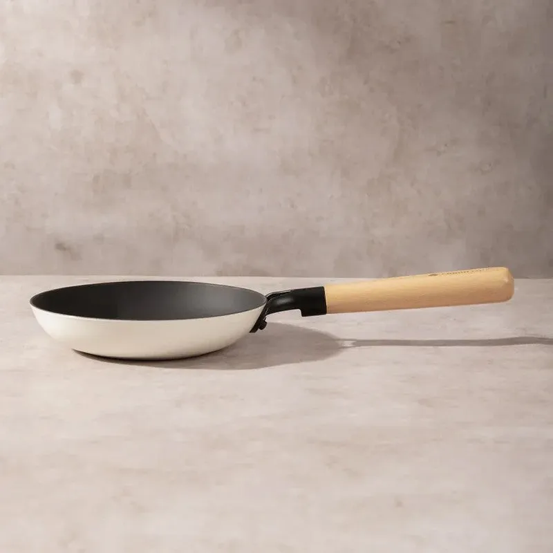 Cumin Co Enamel Cast Iron Frying Pan (White) - 1000 mL media 5