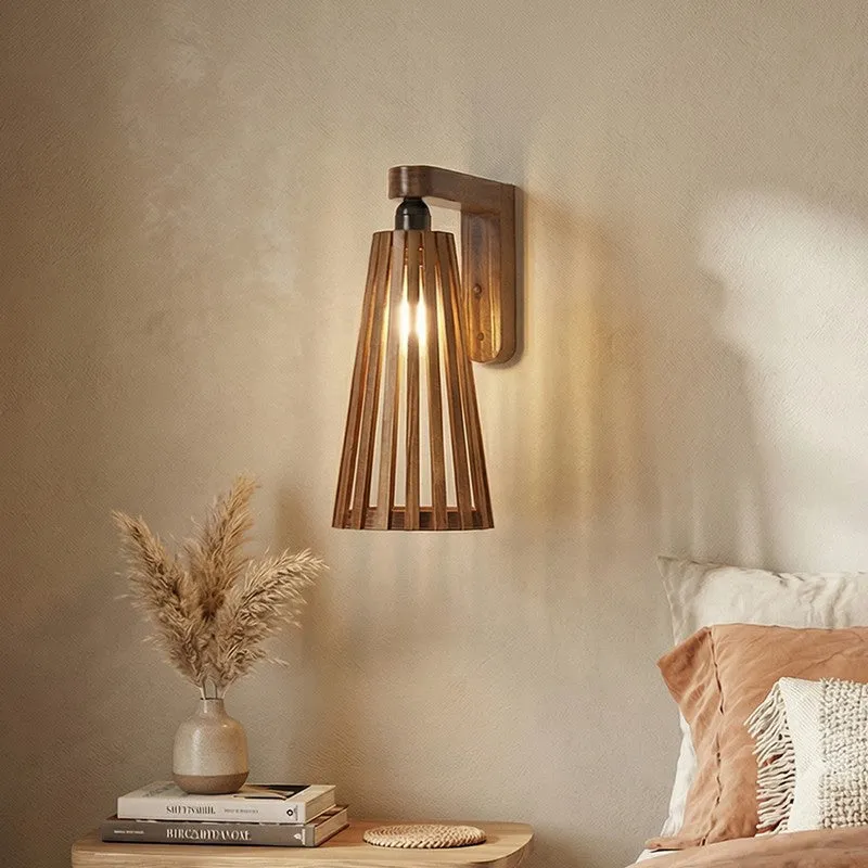 Radiaro  Cone Wooden Wall Lamp media 1