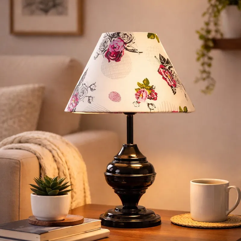 BlossomTwist Metal Table Lamp media 3