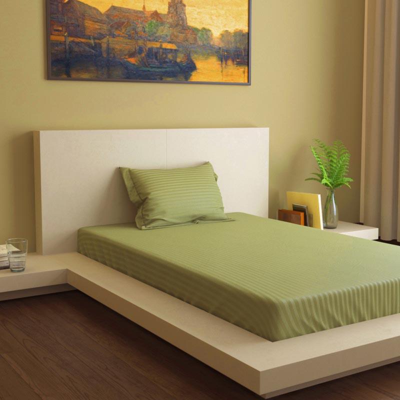 Lush Lavish Solid Cotton Bedsheet (Green) - 400 TC media 4