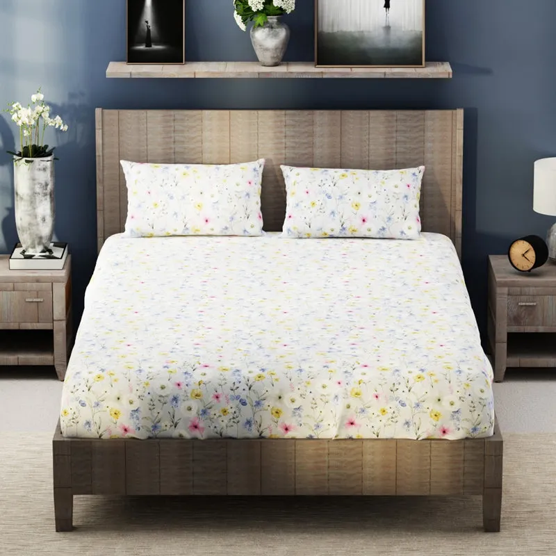 Small Bud Microfiber Bedsheet - 140 GSM media 1
