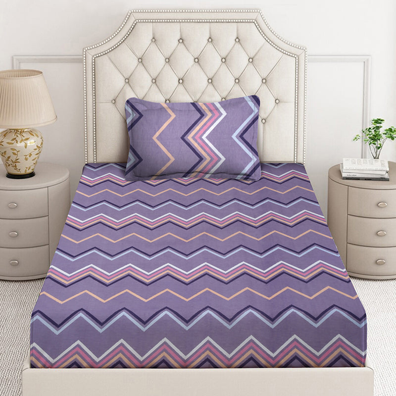 Zig-Zag Nights Geometric Bedsheet - 130 GSM media 3
