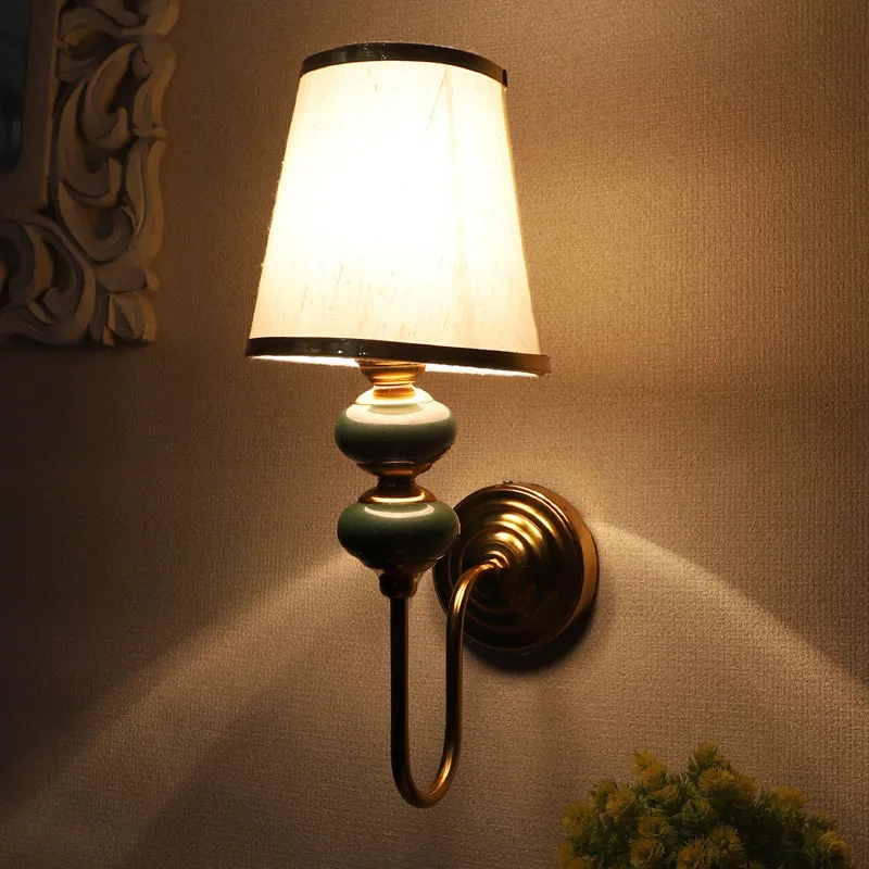 Luthien Iron Wall Lamp media 4