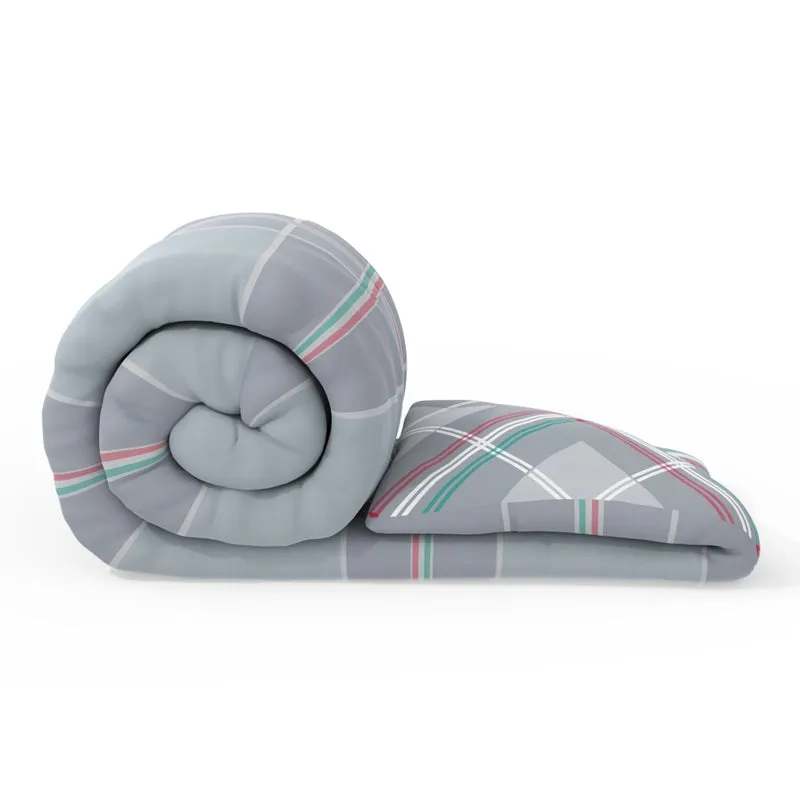 Nautica Thistle Plaid Reversible Comforter (Grey) - 130 GSM media 5