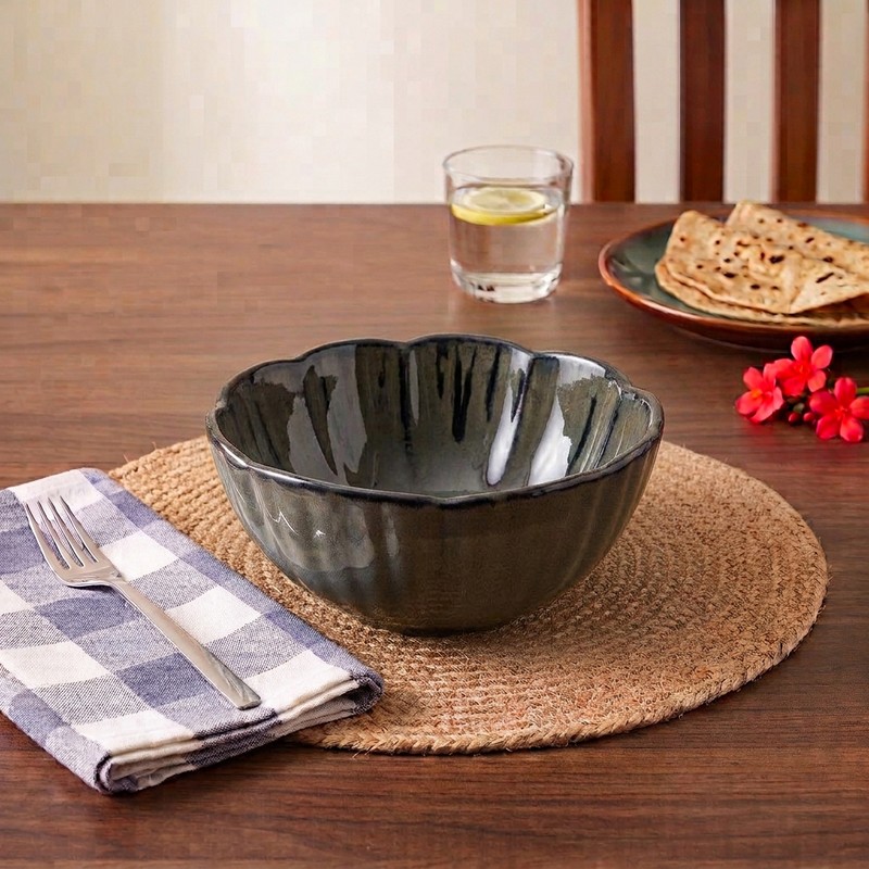 Table Harmony Ceramic Serving Bowl (Black) - 750 mL - 750 ML
