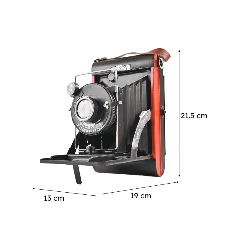 Vintage camera showpiece with dimensions shown in centimetres