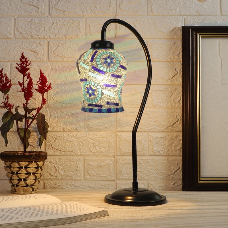 Iznik Glass Table Lamp - White, Blue