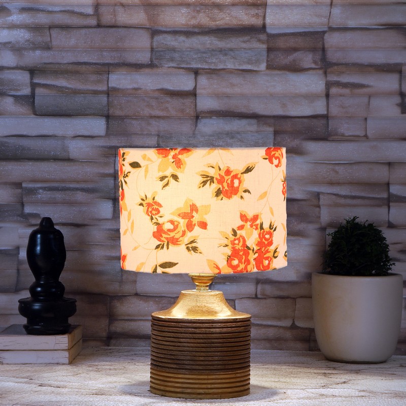 Pelargonium Wooden Table Lamp - Red