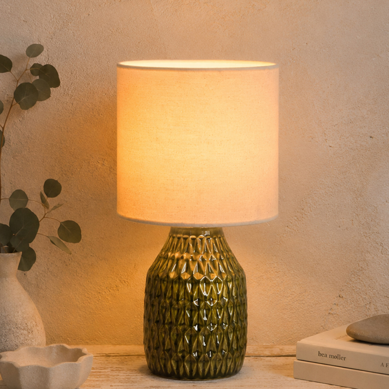 Verdant Lattice Aura Ceramic Table Lamp - Green