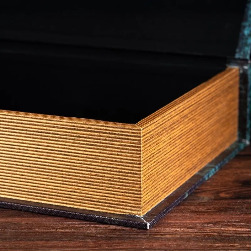 Close-up of the storage box corner and textured fibre canvas covering