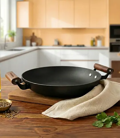 Cast Iron · Acacia Wood