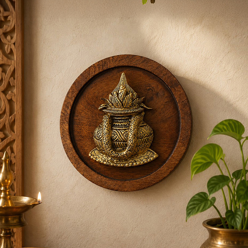 Divya Kalash Brass Wall Plate