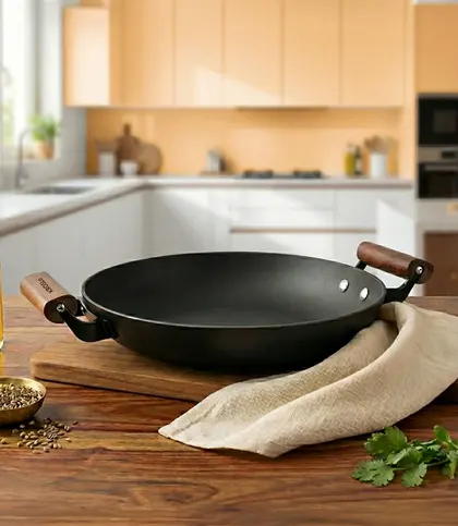 Cast Iron · Acacia Wood