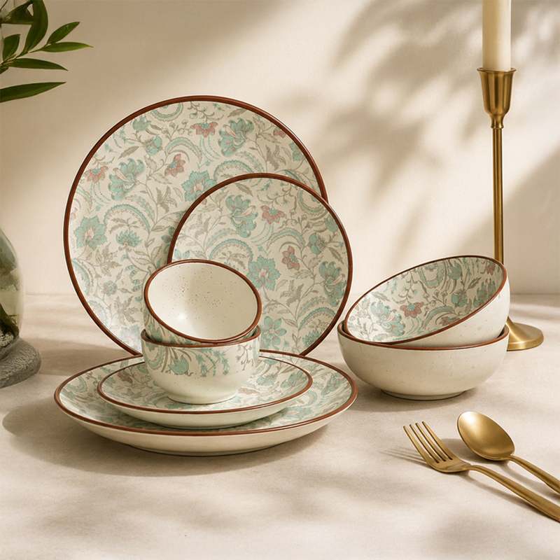 Eight Piece Set