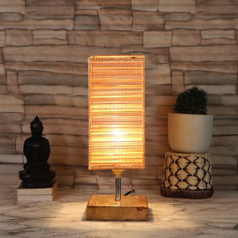 Straminea Wooden Table Lamp -