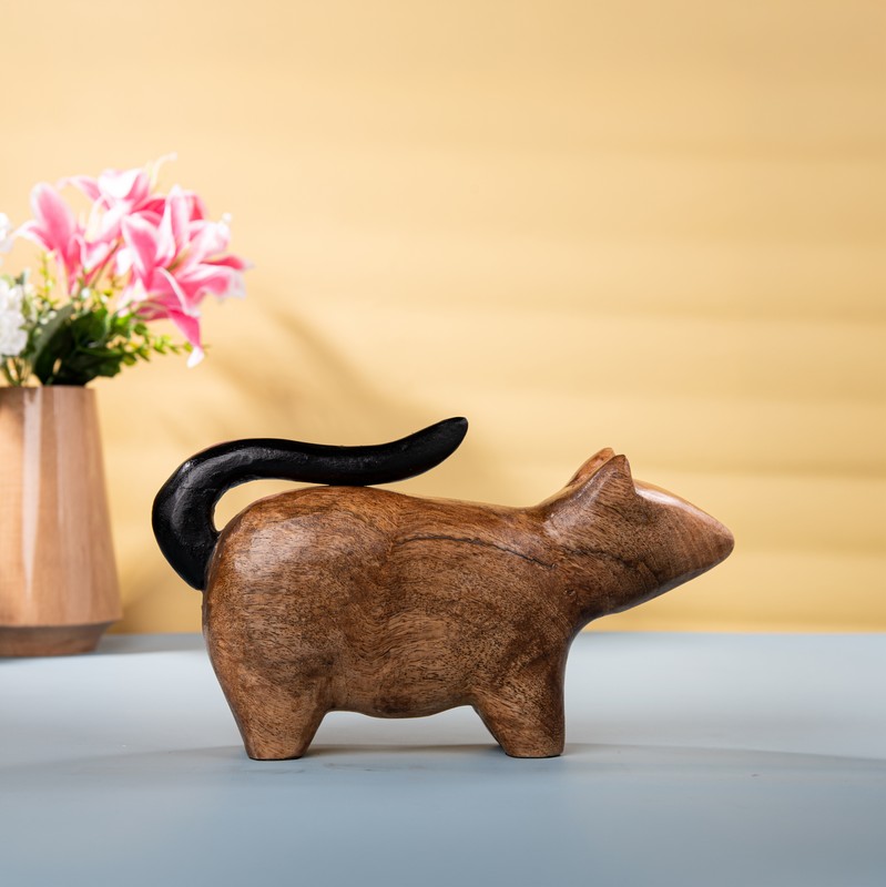 Nutwood Mouse Wooden Showpiece
