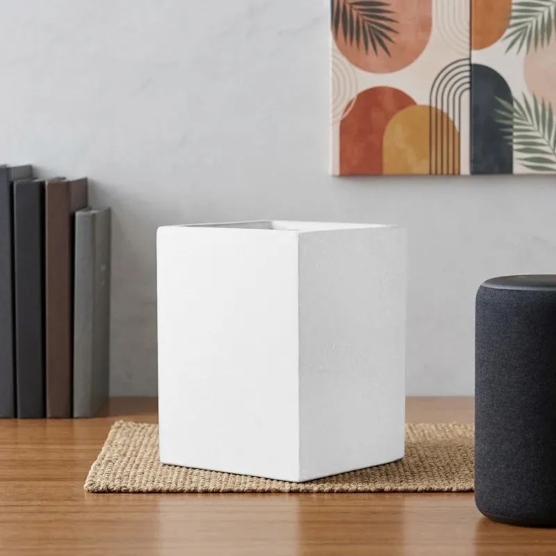 GardenMonk Planter - White media 1