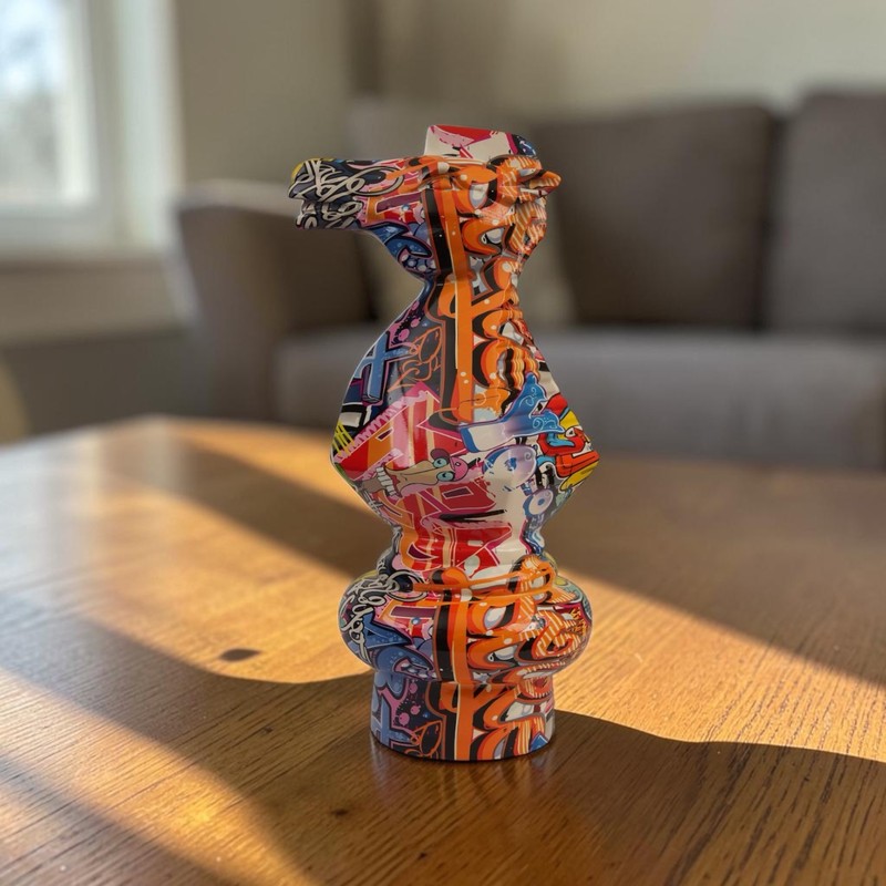 Graffiti Pop Showpiece