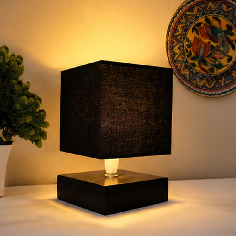 Cubique Wooden Table Lamp - Black