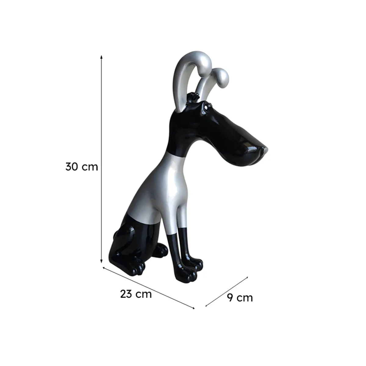 Dimension view of the hound showpiece measuring 23 by 9 by 30 cm