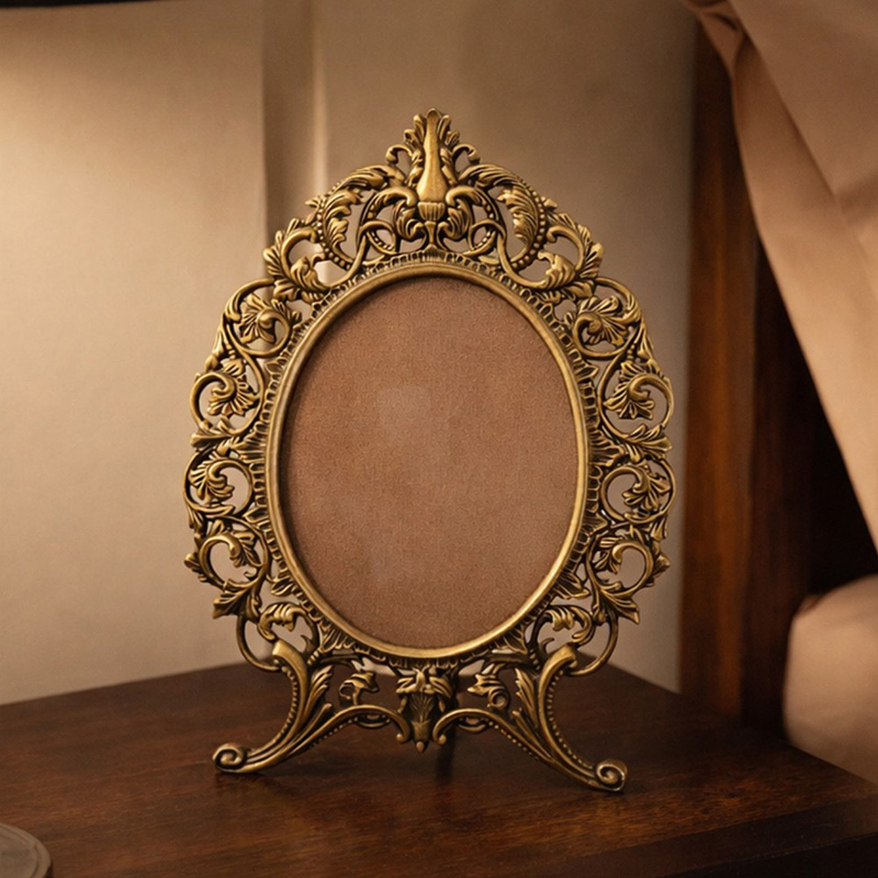 Baroque Grace Brass Photo Frame