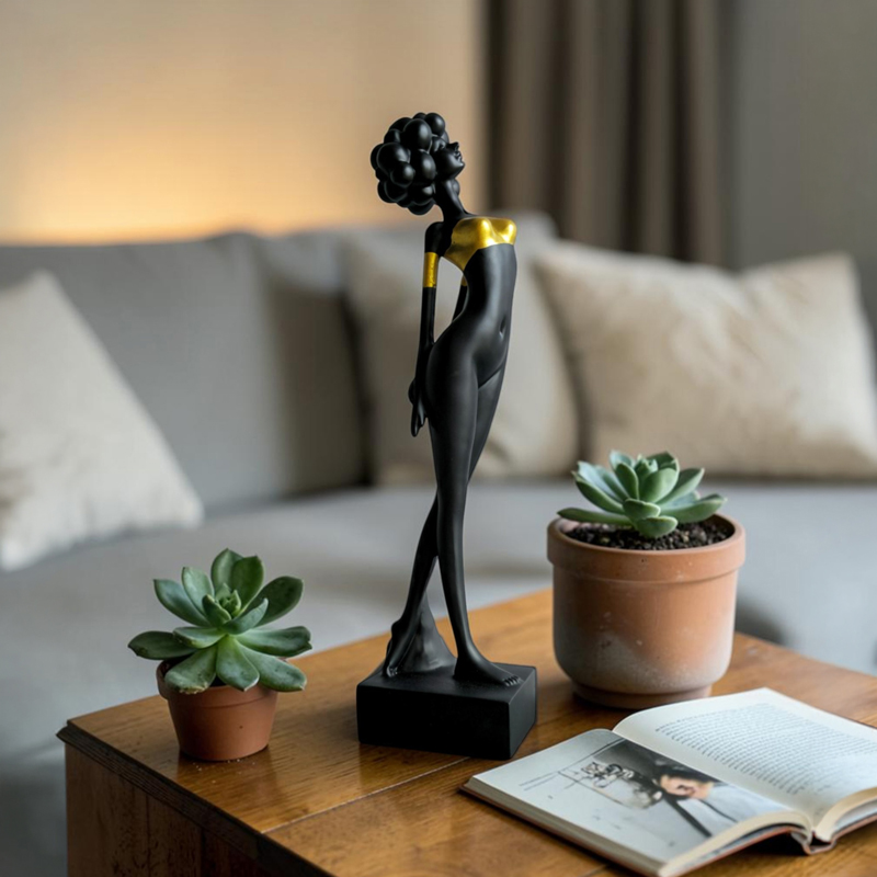 Curl Silhouette Showpiece - Black