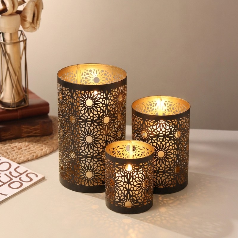 Moonlit Lattice Iron Candle Holder - Black