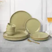 Porcelain Dinner Sets category