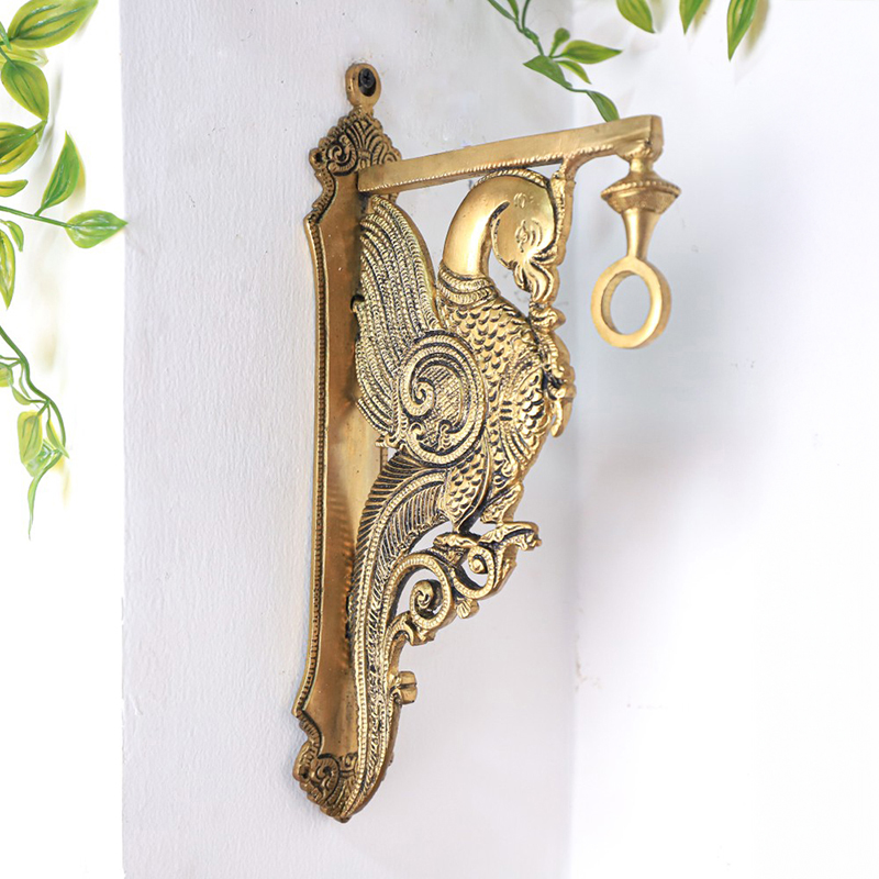 Mayur Shobha Brass Bracket
