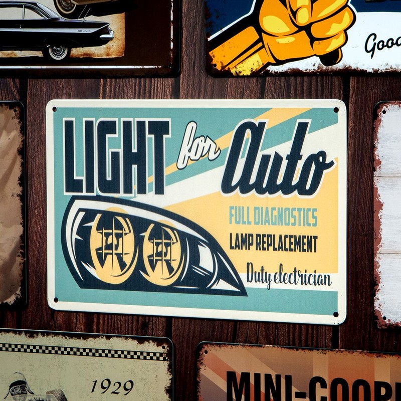 Auto Lighting Metal Wall Accent