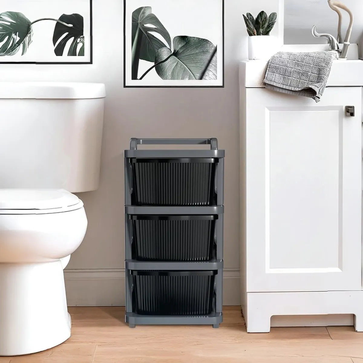 Organiser rack positioned in a compact bathroom setting