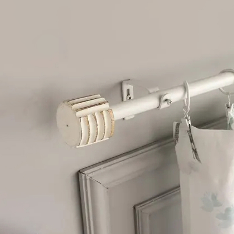 White, Gold