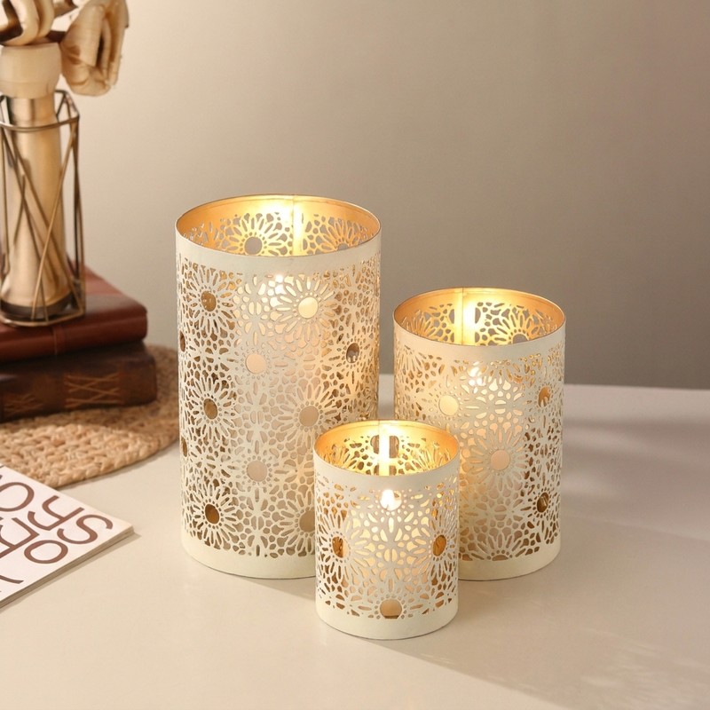 Moonlit Lattice Iron Candle Holder - White