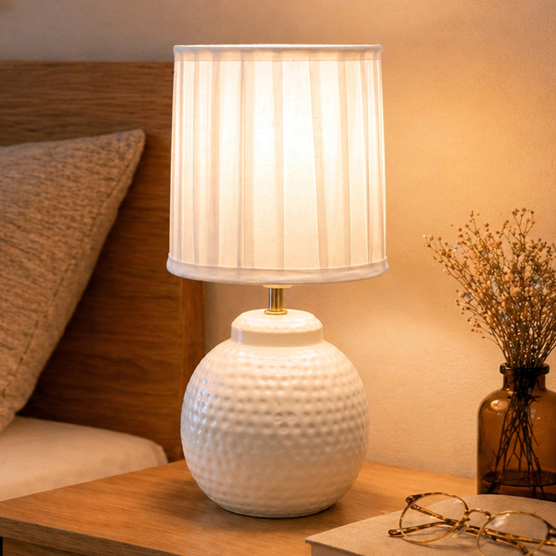 Elouera Ceramic Table Lamp - White