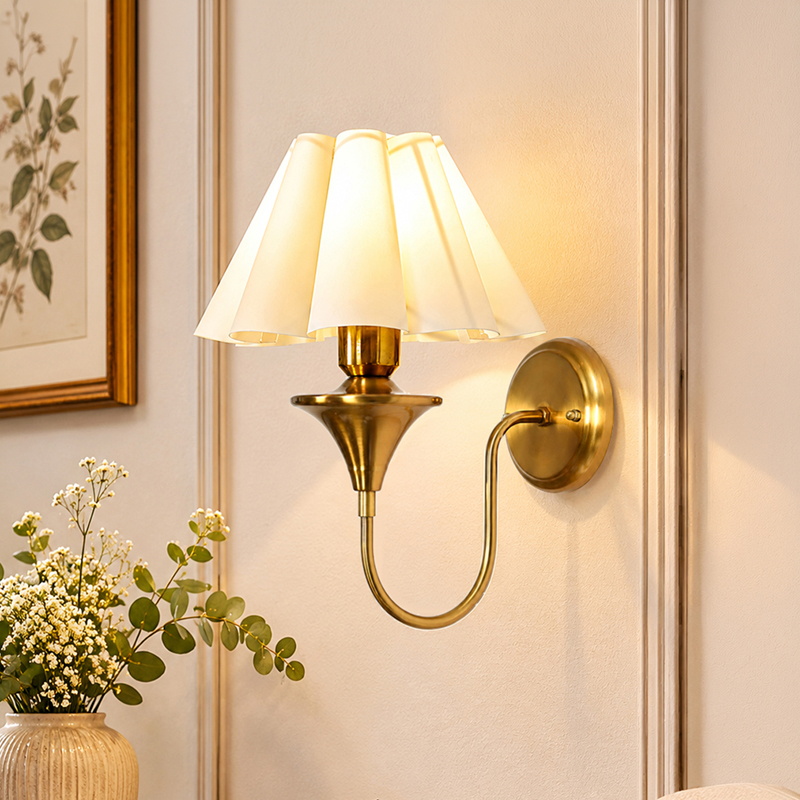 Gilded Bellflower Metal Wall Lamp
