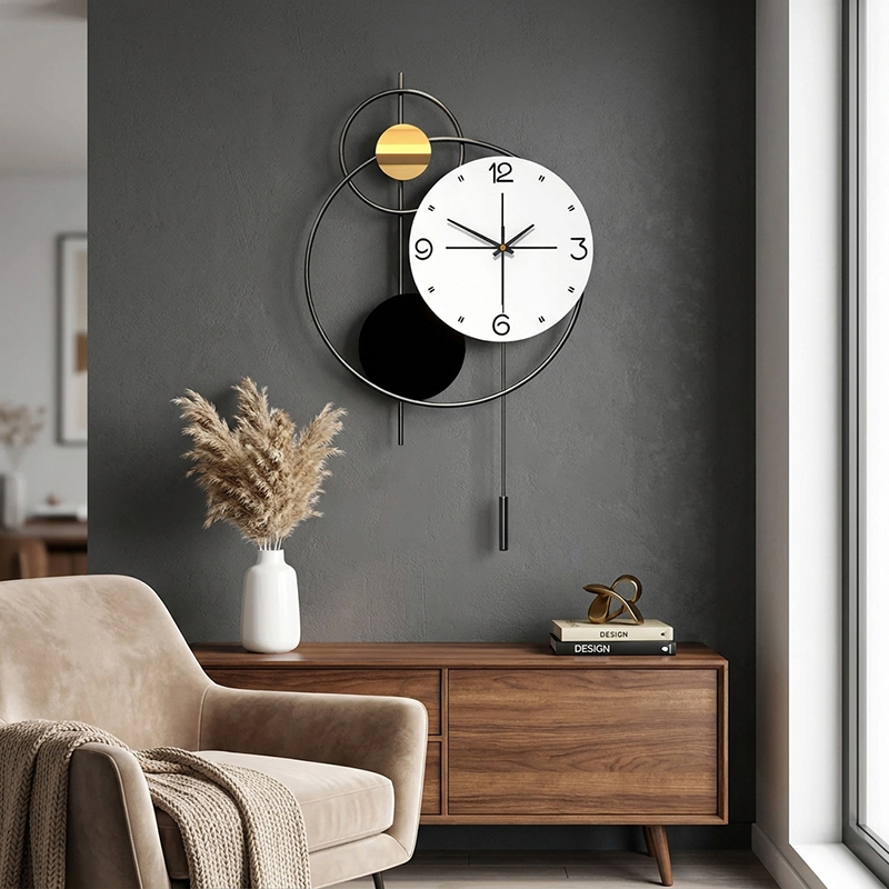 Grand Heritage Metal Analog Wall Clock