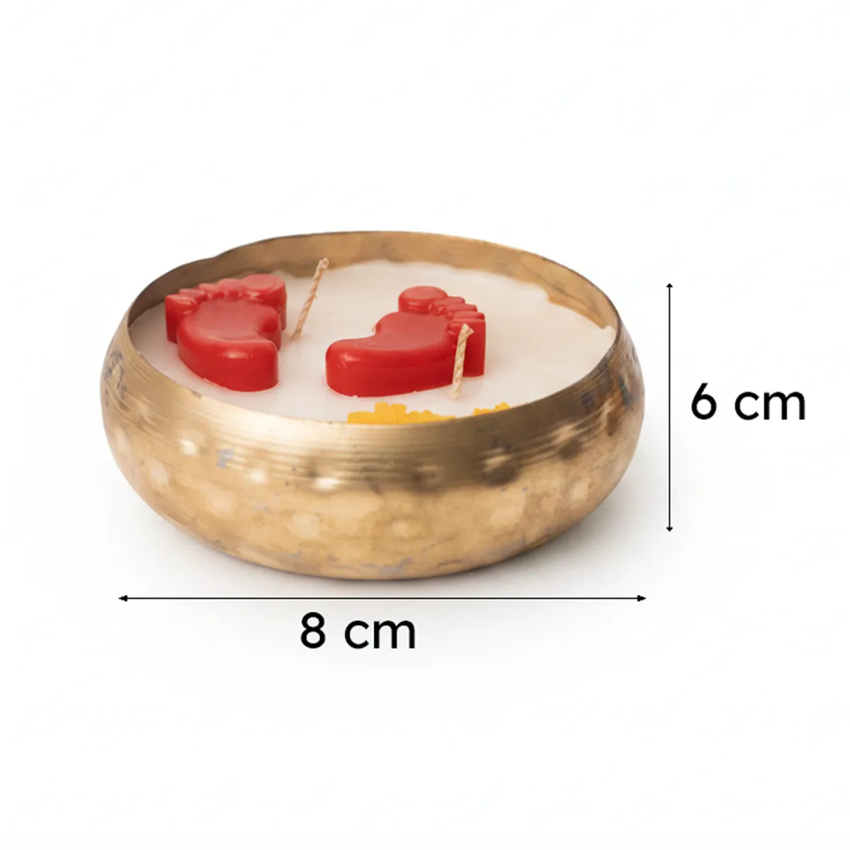 Round metal candle shown with visible dimension arrows beside it.